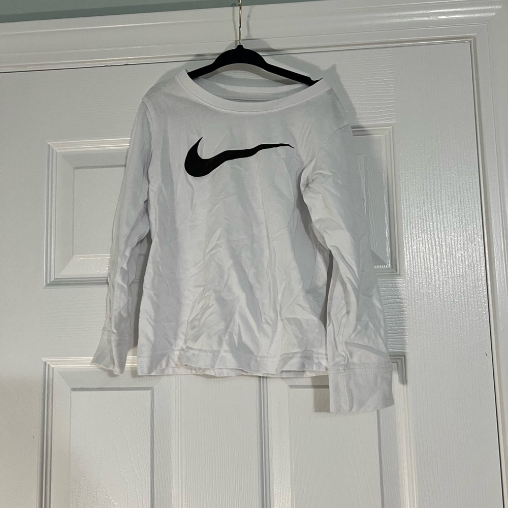 Boys Nike size 7 shirt